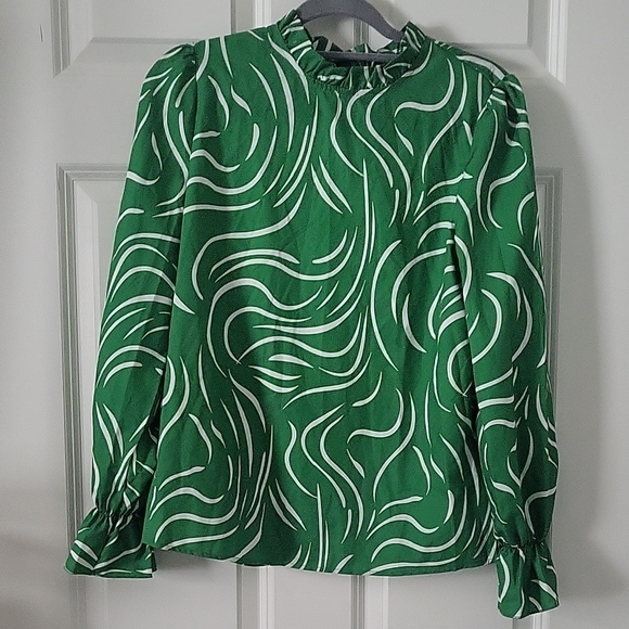 Lot of 5 Women’s Blouses Size Medium | Bold Prints | Lightweight - Picture 11 of 16